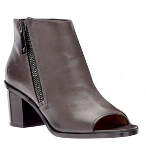 FRYE Brielle Gray Peep Toe Ankle Boots, Size 6.5